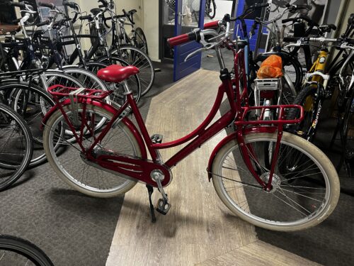 Batavus Diva dames fiets oma fiets weduwe brandweer rood